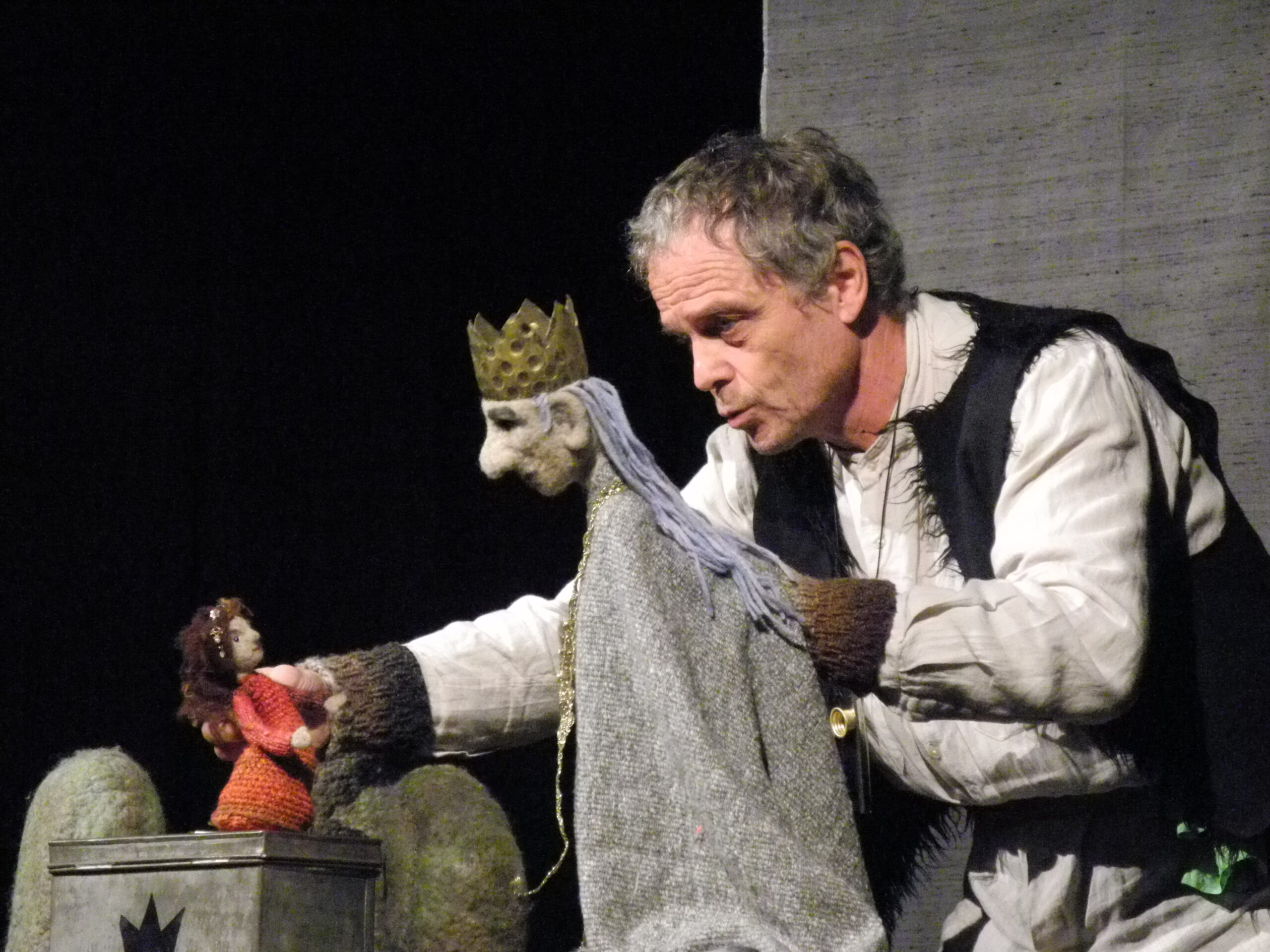 Prinzessin ARDITA - Figurentheater "fäderliicht" von Markus Vogt